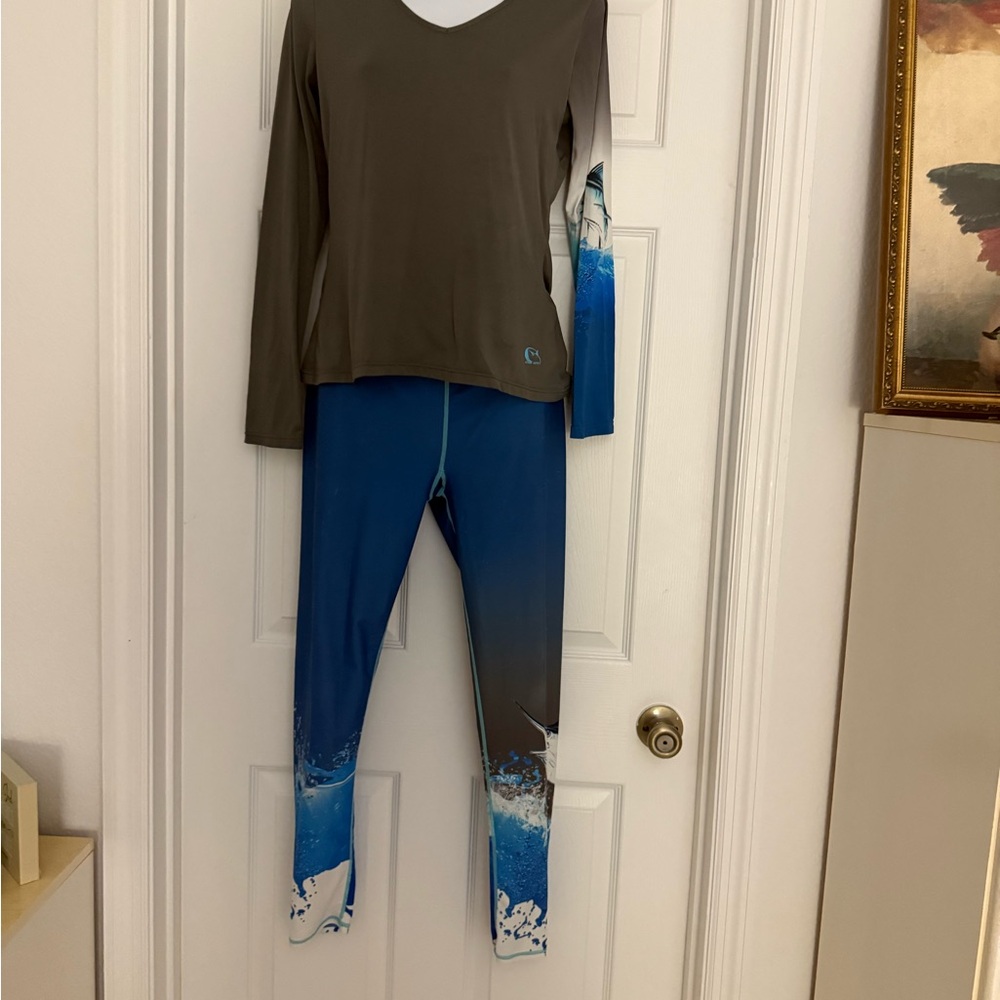 Wave of Life Gray and Blue Long Sleeve Activewear Set - Picture 2 of 5